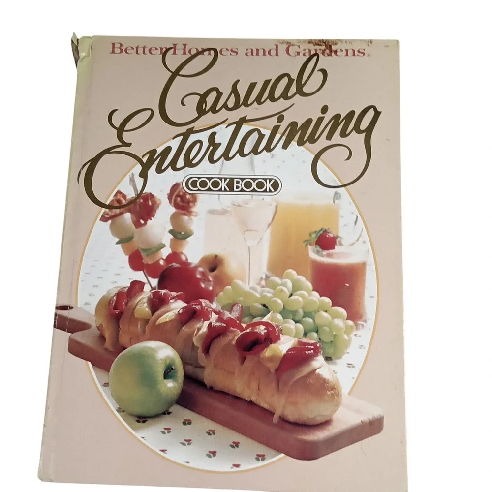 Better Homes and Gardens Casual Entertaining Cook Book 1982 Hardcover Vintage‎